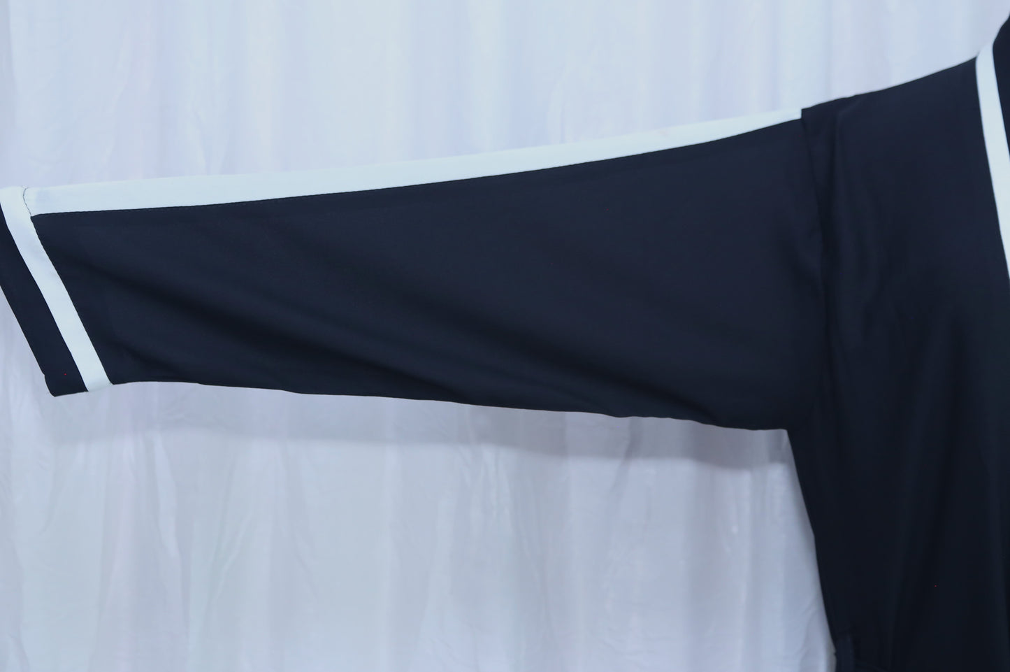 Abaya - Black and White